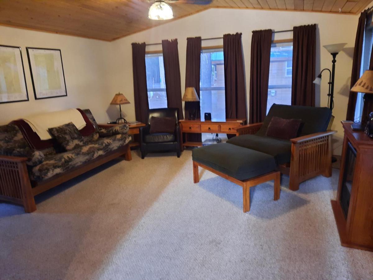 Willamette Pass Inn & Chalets Odell Lake Экстерьер фото
