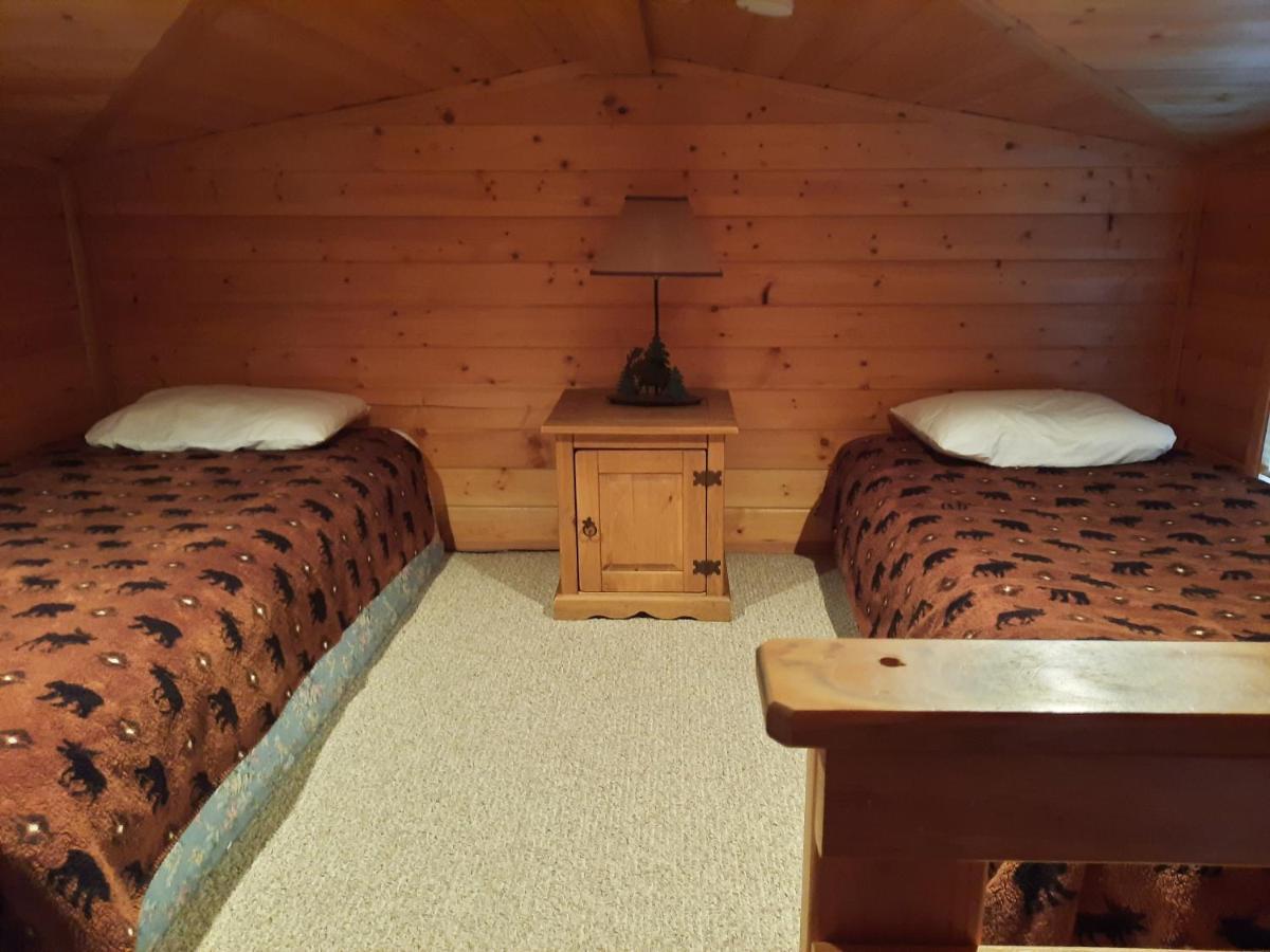 Willamette Pass Inn & Chalets Odell Lake Экстерьер фото