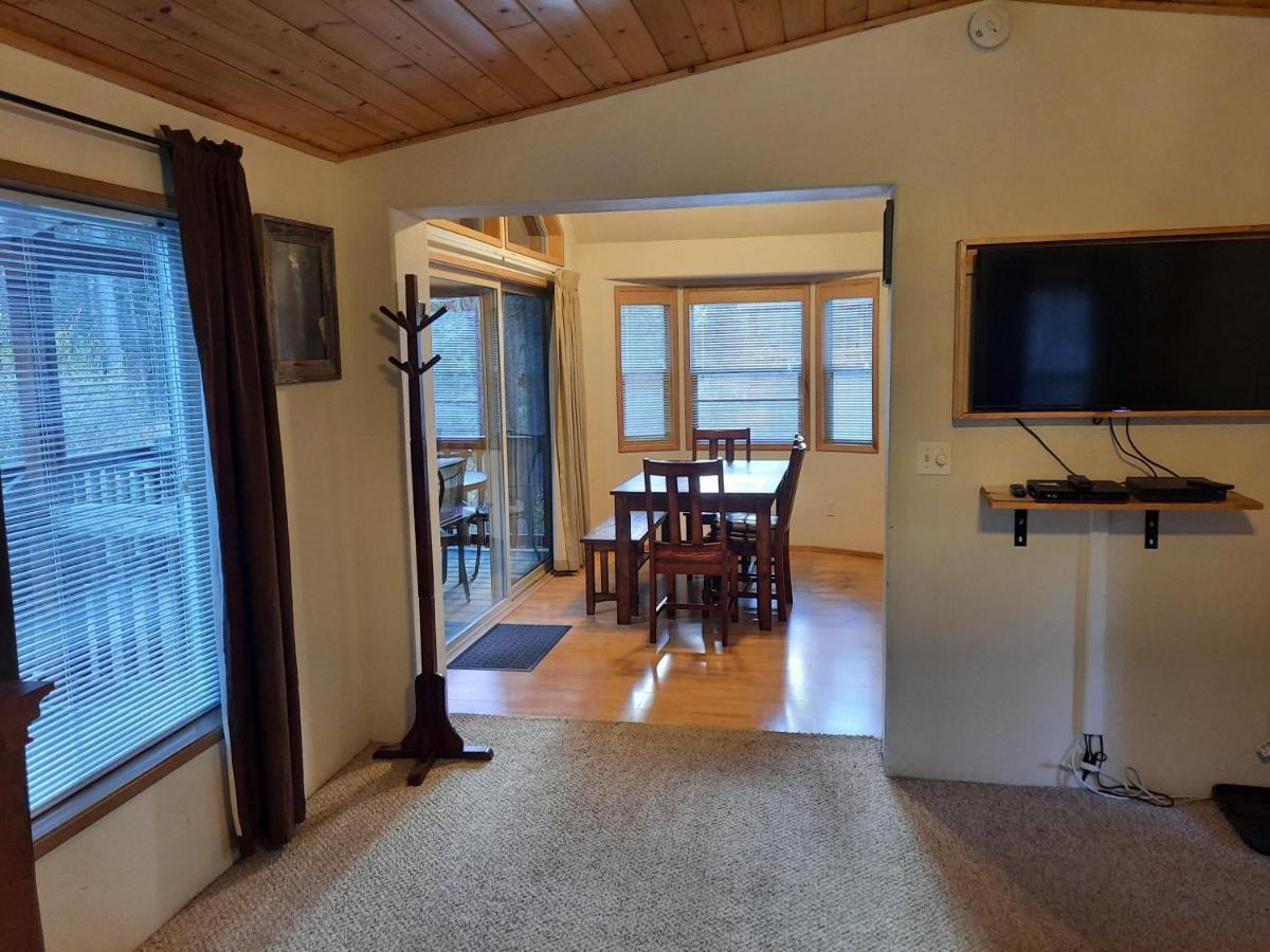 Willamette Pass Inn & Chalets Odell Lake Экстерьер фото