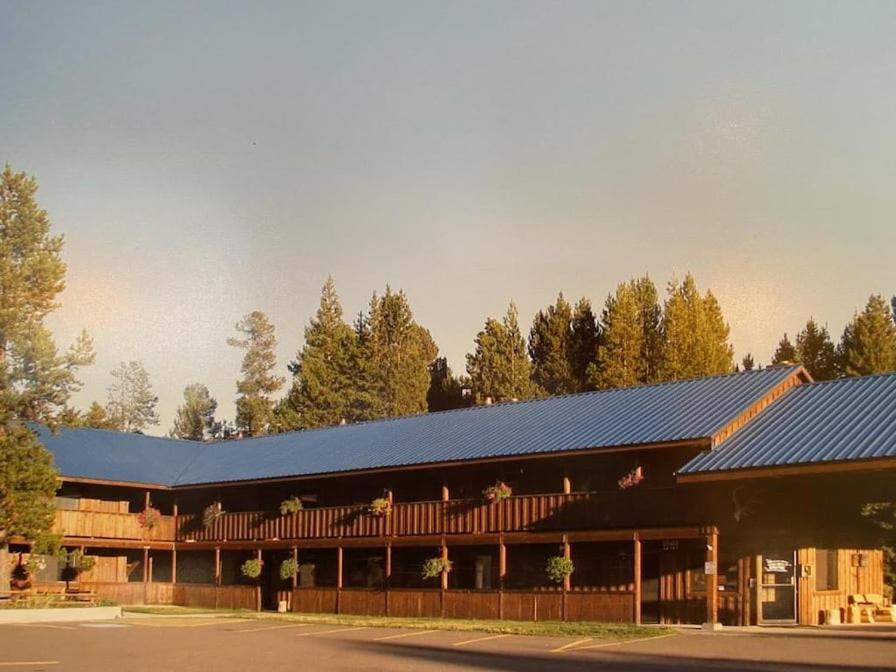 Willamette Pass Inn & Chalets Odell Lake Экстерьер фото
