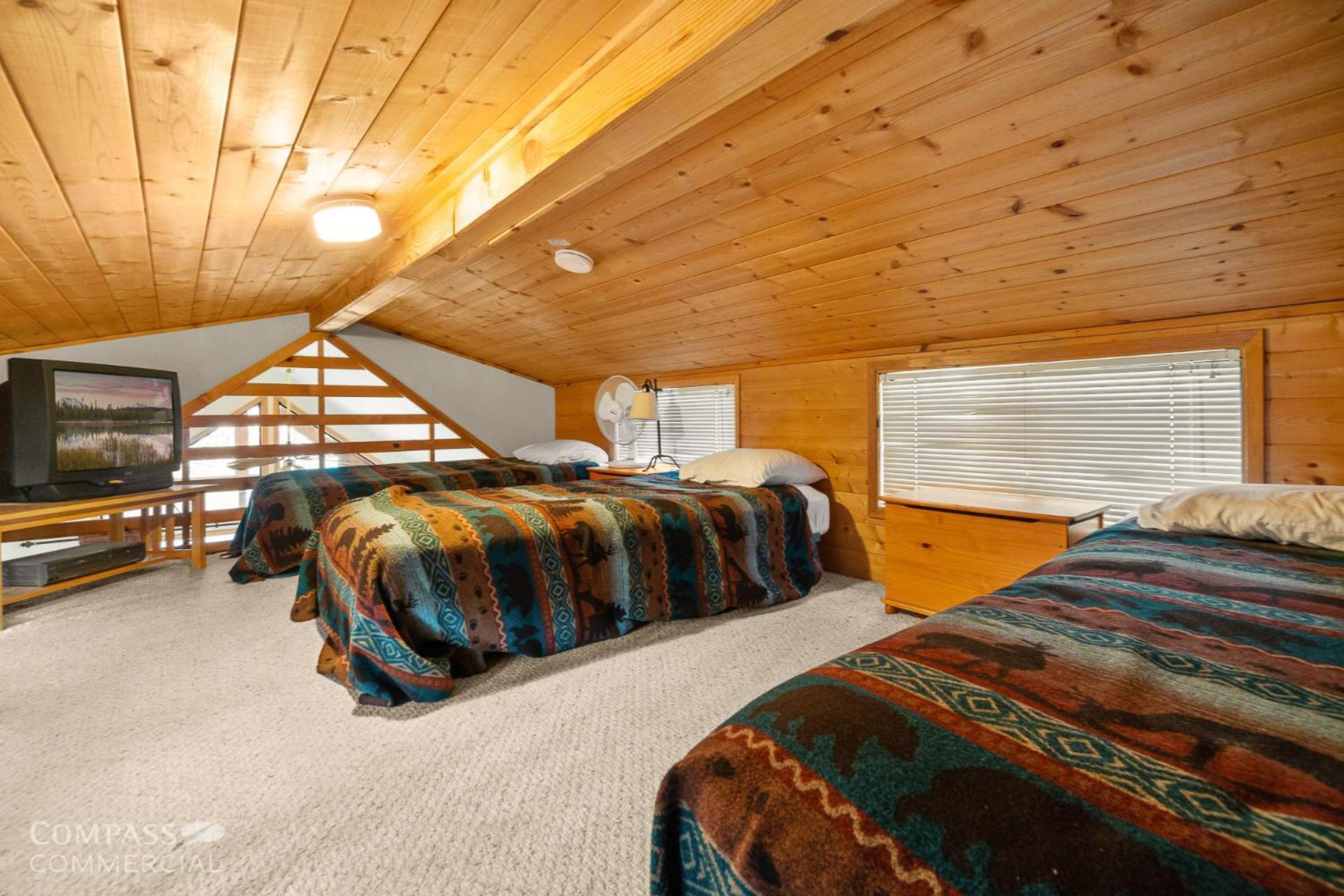 Willamette Pass Inn & Chalets Odell Lake Экстерьер фото